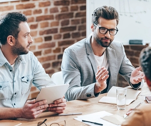 یک آگهی خوب بسازیم